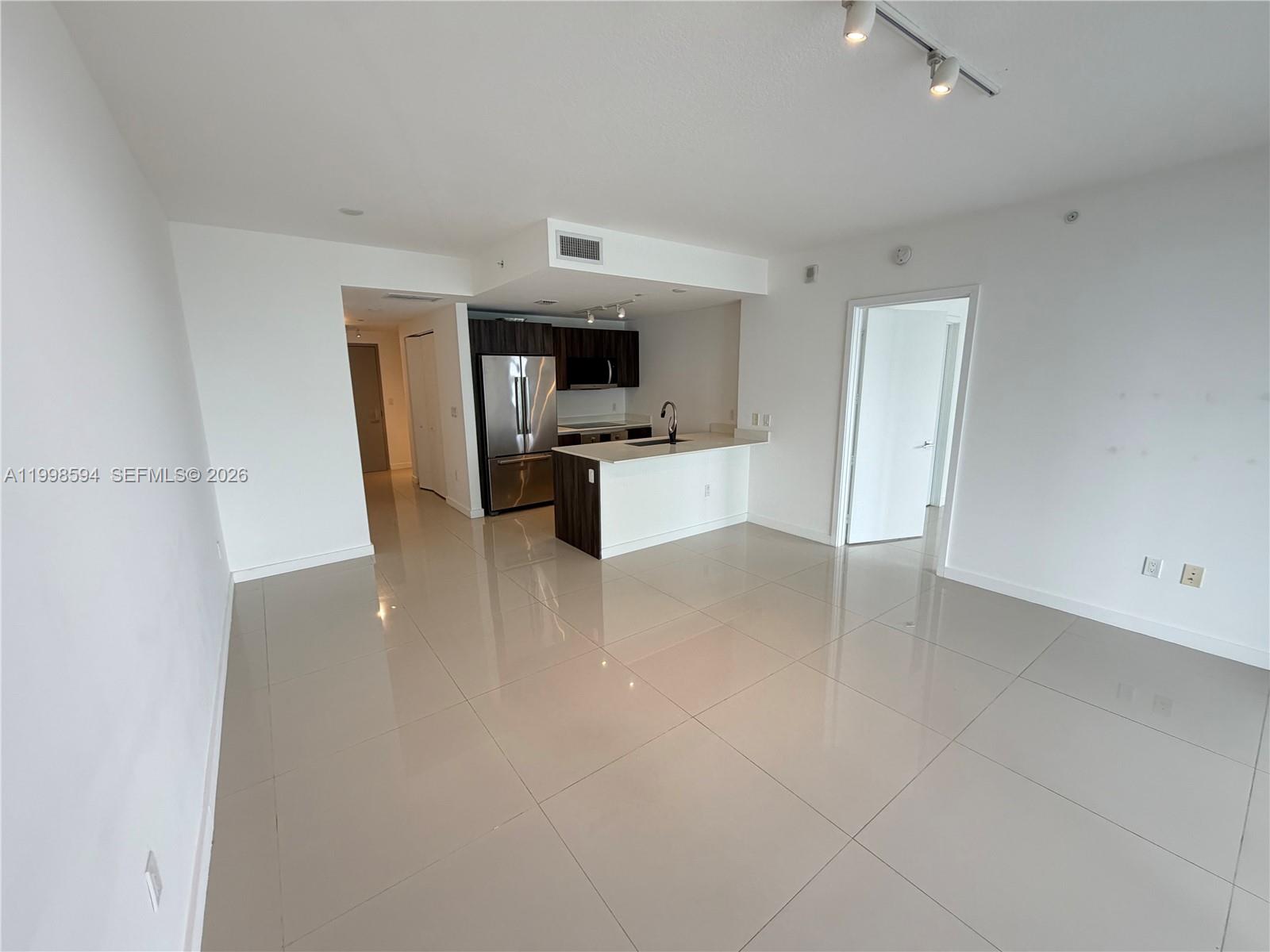 image Aria on the Bay13