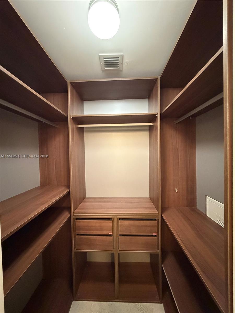 image Aria on the Bay19