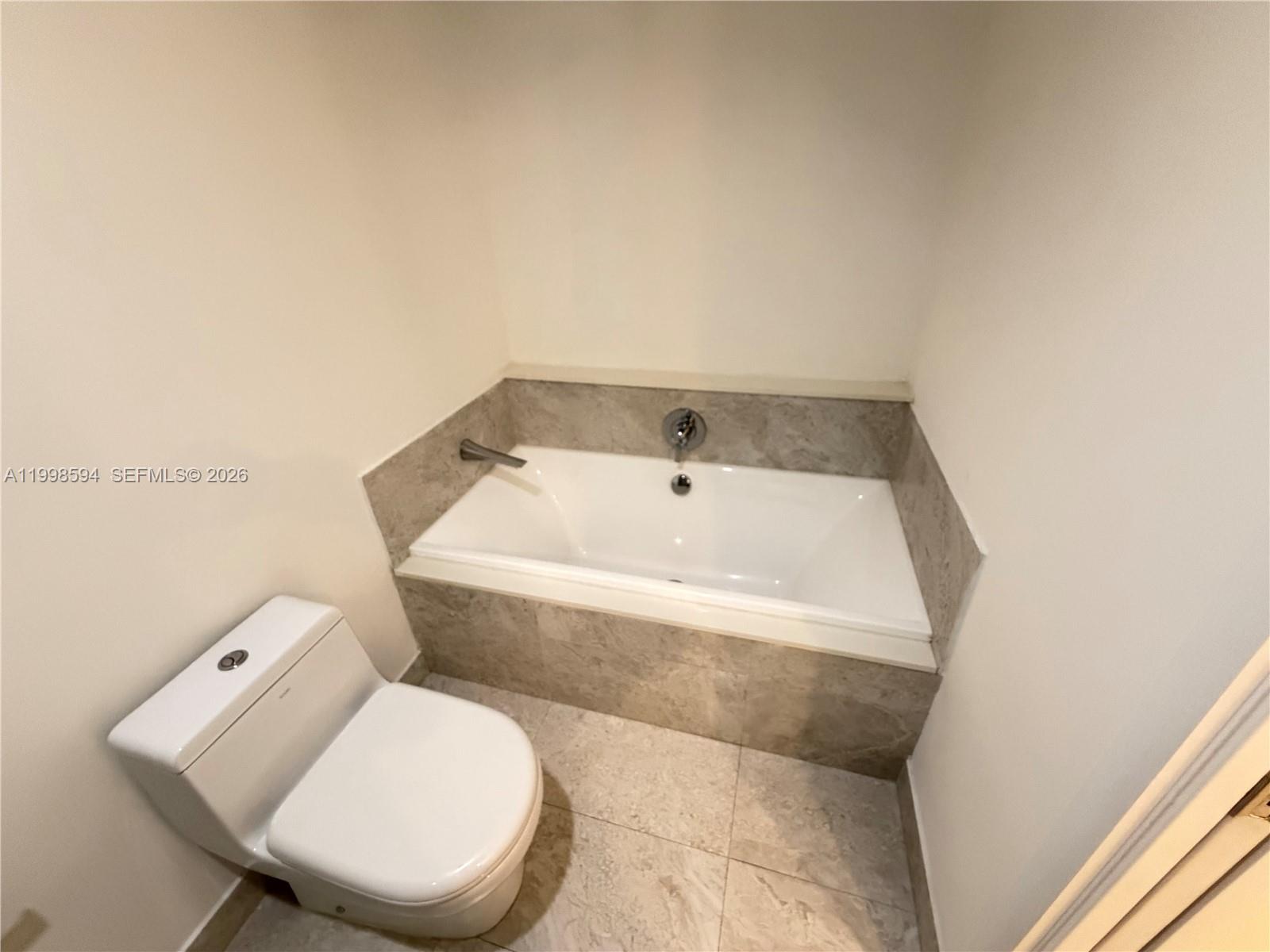 image Aria on the Bay21