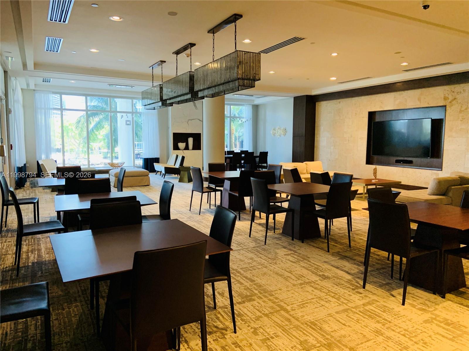 image Courts Brickell Key38