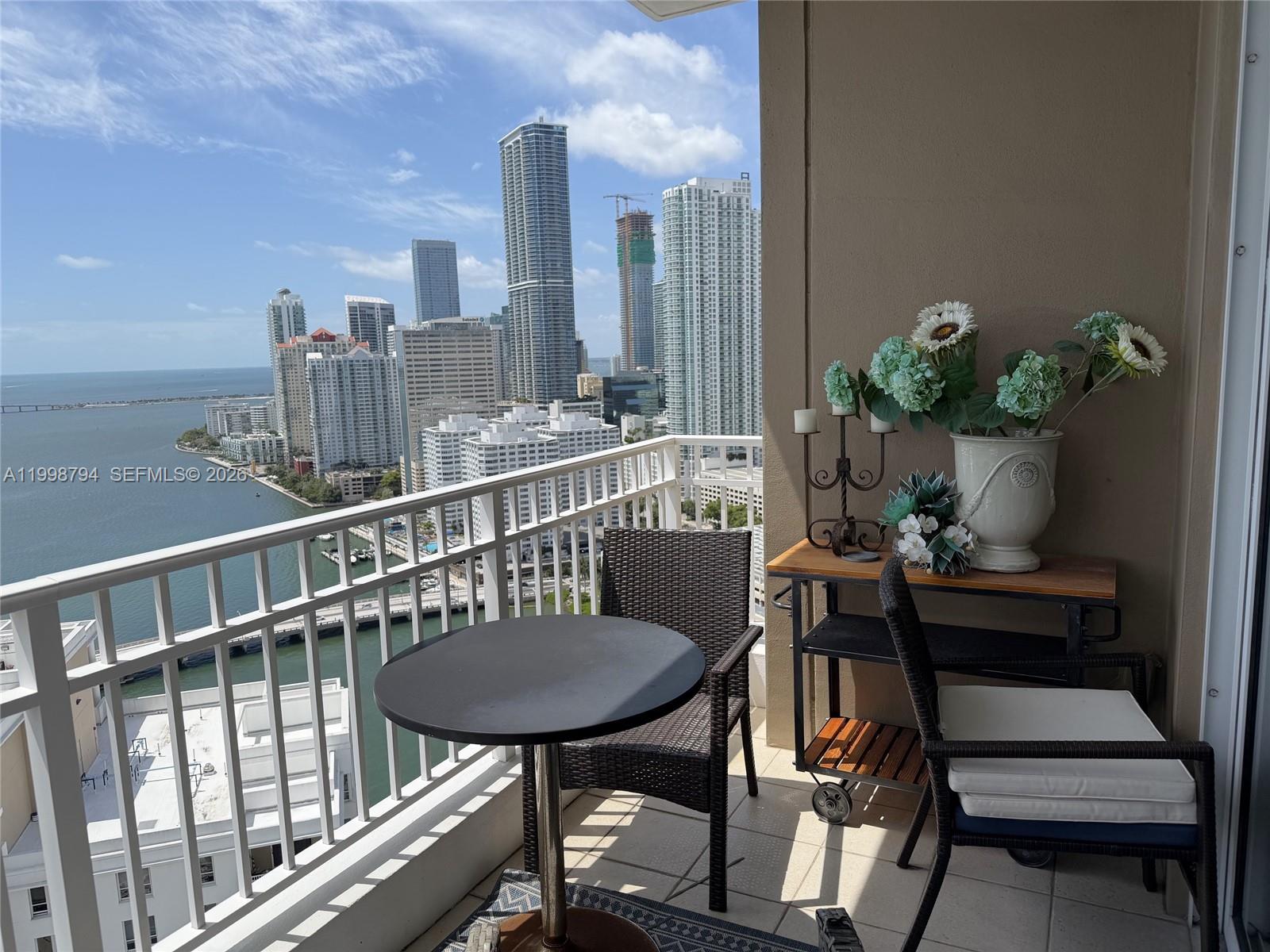 image Courts Brickell Key4