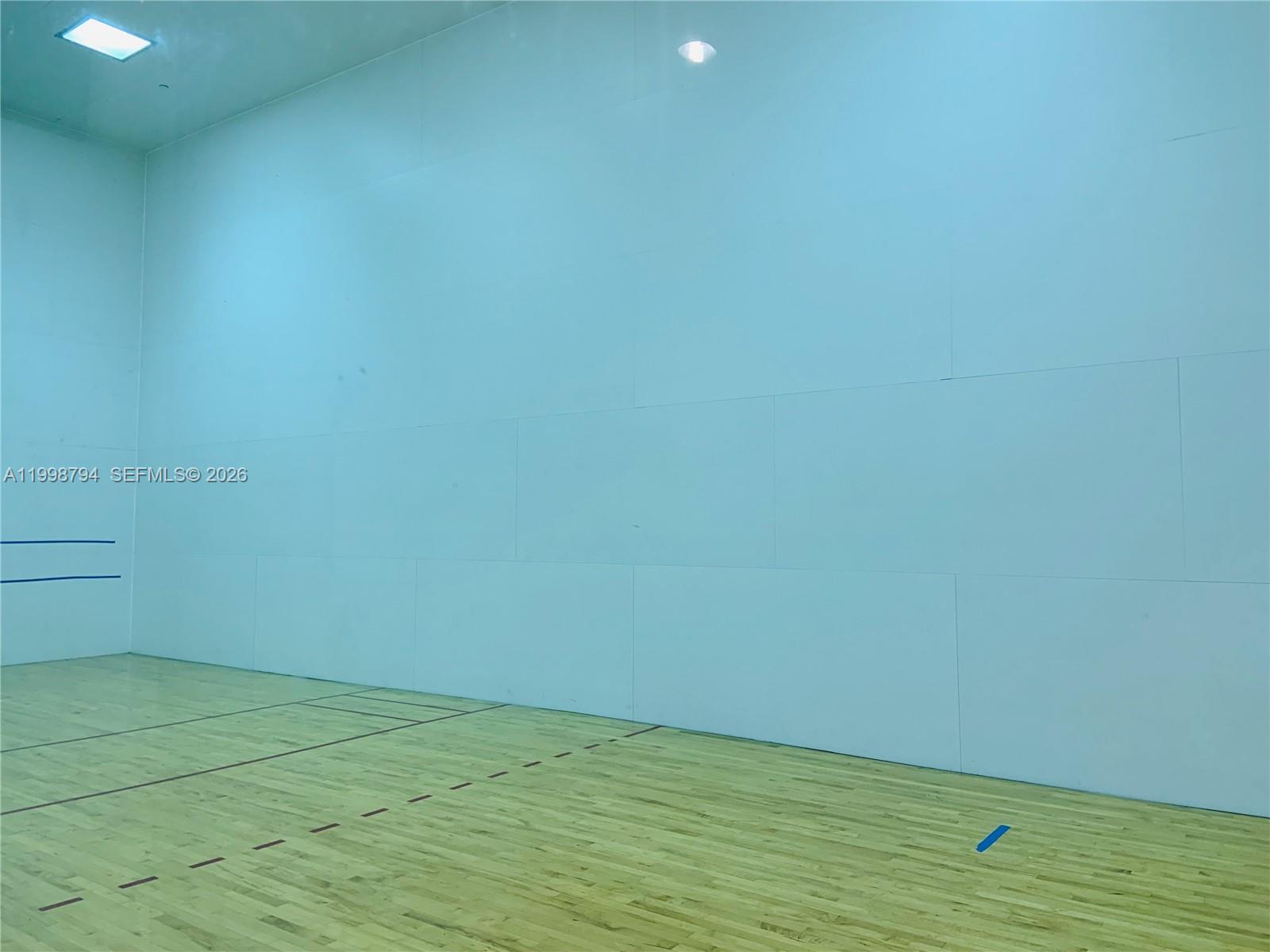 image Courts Brickell Key53
