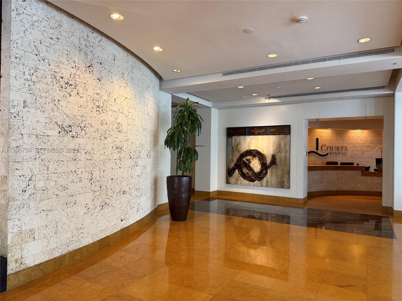image Courts Brickell Key60