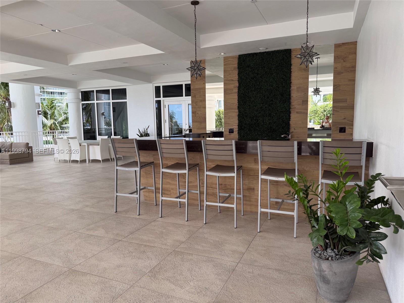image Courts Brickell Key65