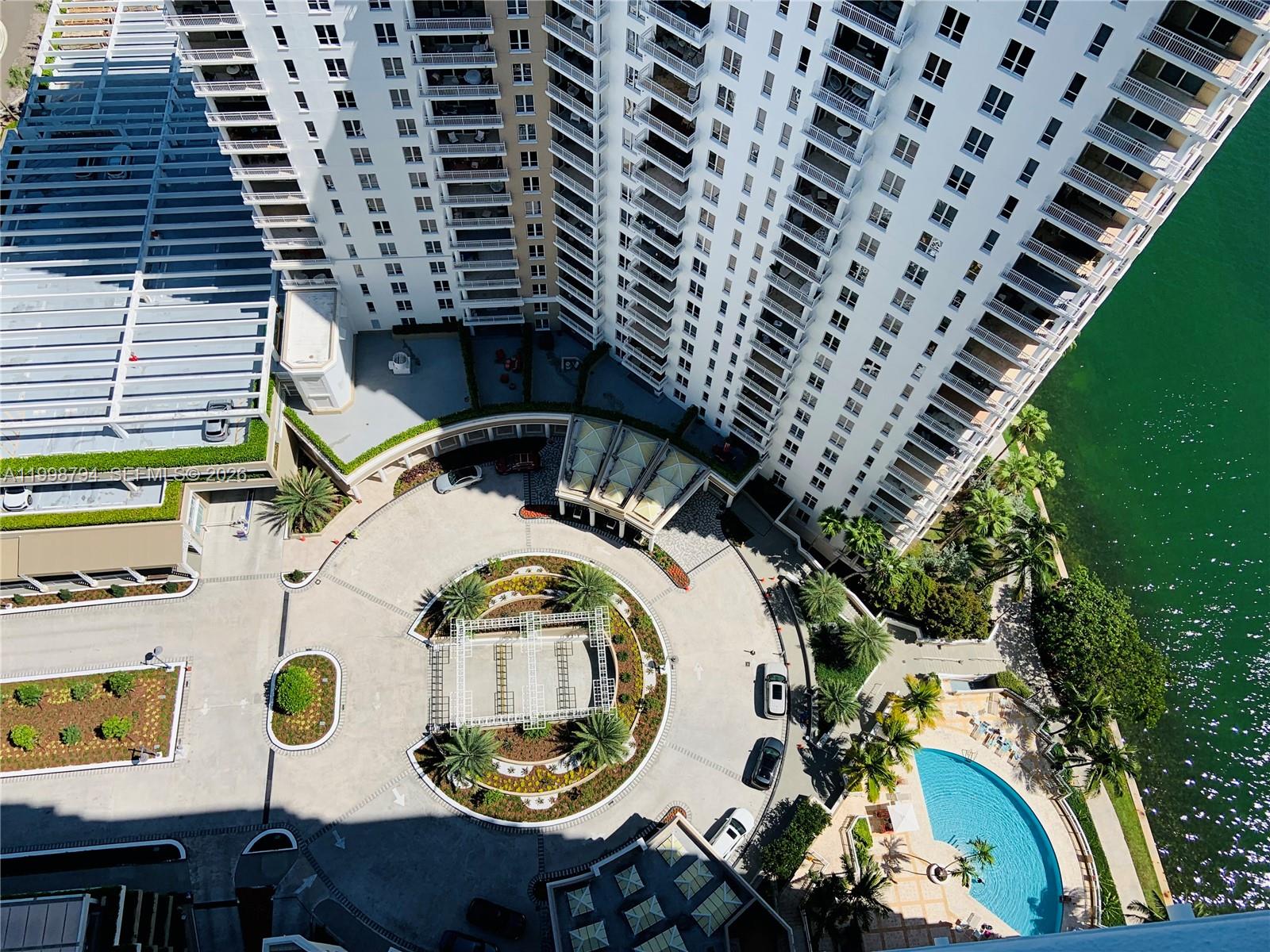 image Courts Brickell Key6