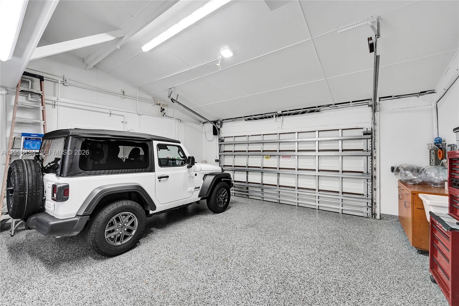 2832 NE 26th St Fort Lauderdale, FL 33305