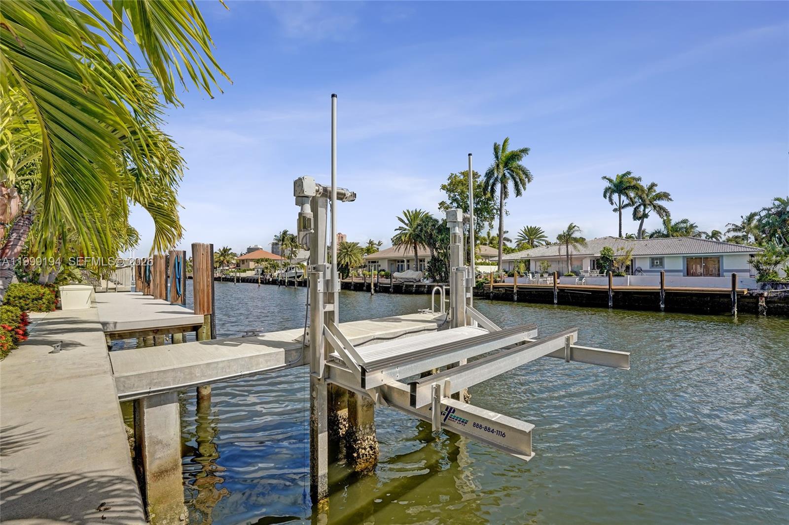 2832 NE 26th St Fort Lauderdale, FL 33305