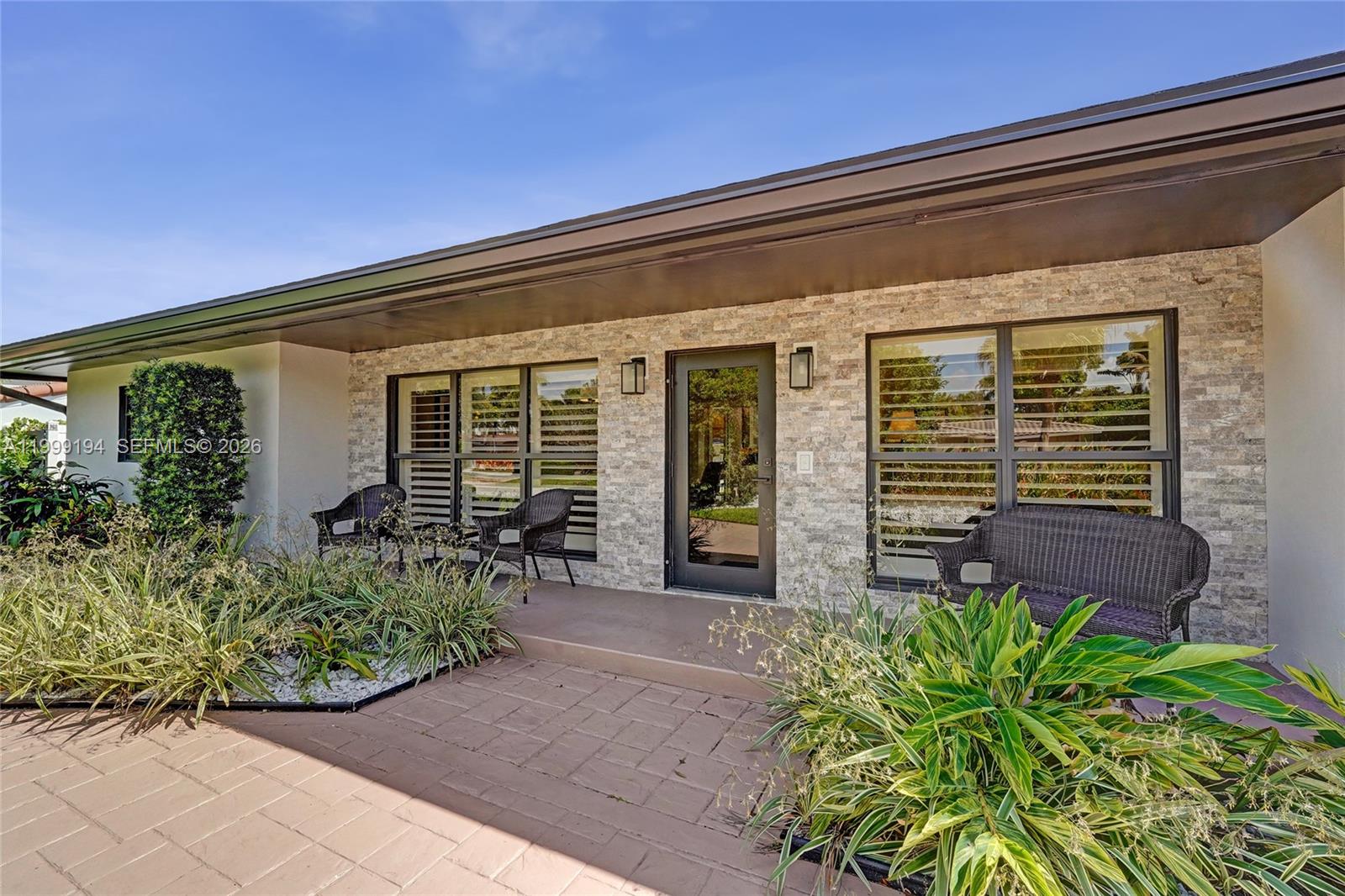 2832 NE 26th St Fort Lauderdale, FL 33305