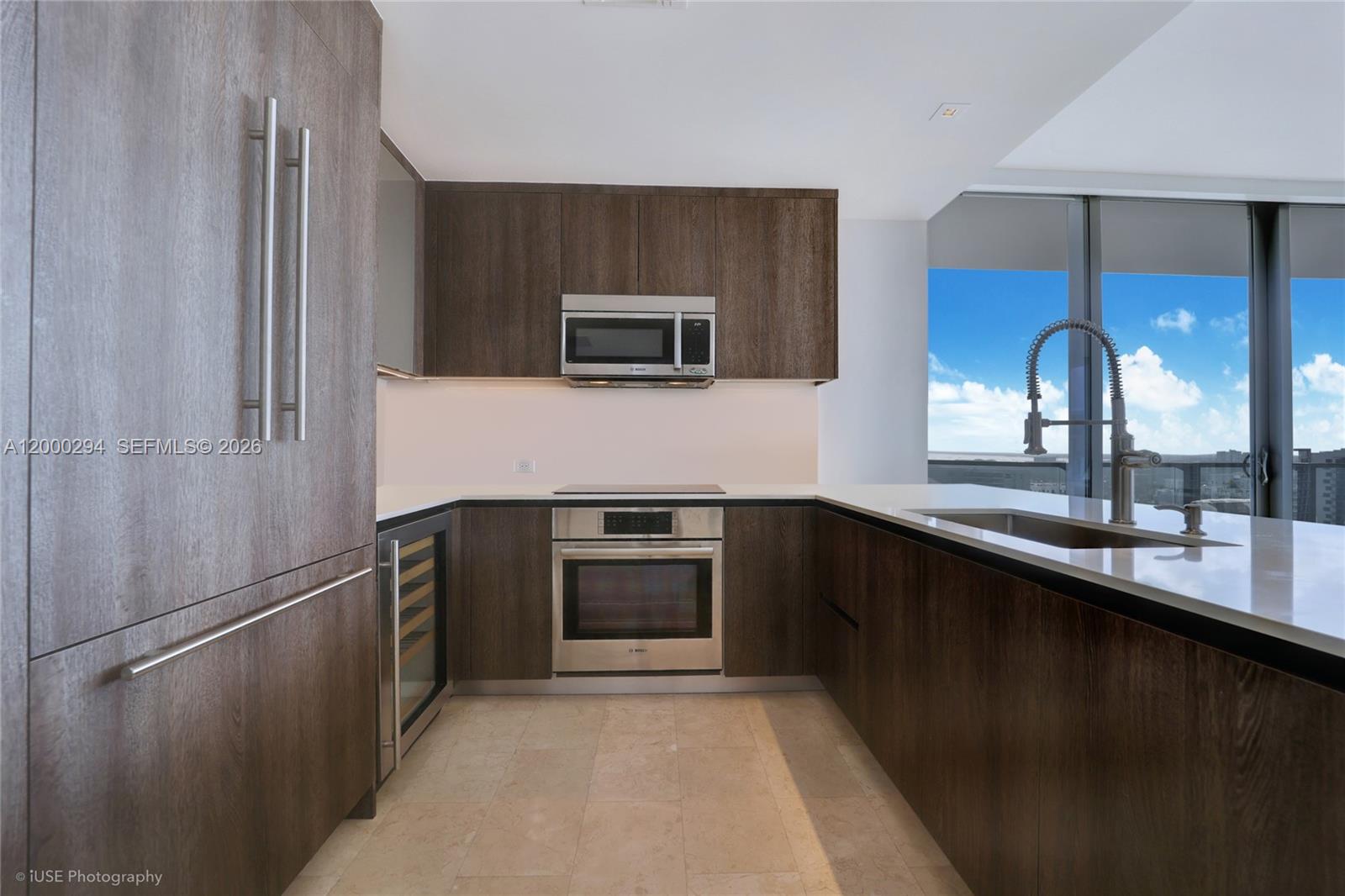 88 SW 7th St #2602 Miami, FL 33130