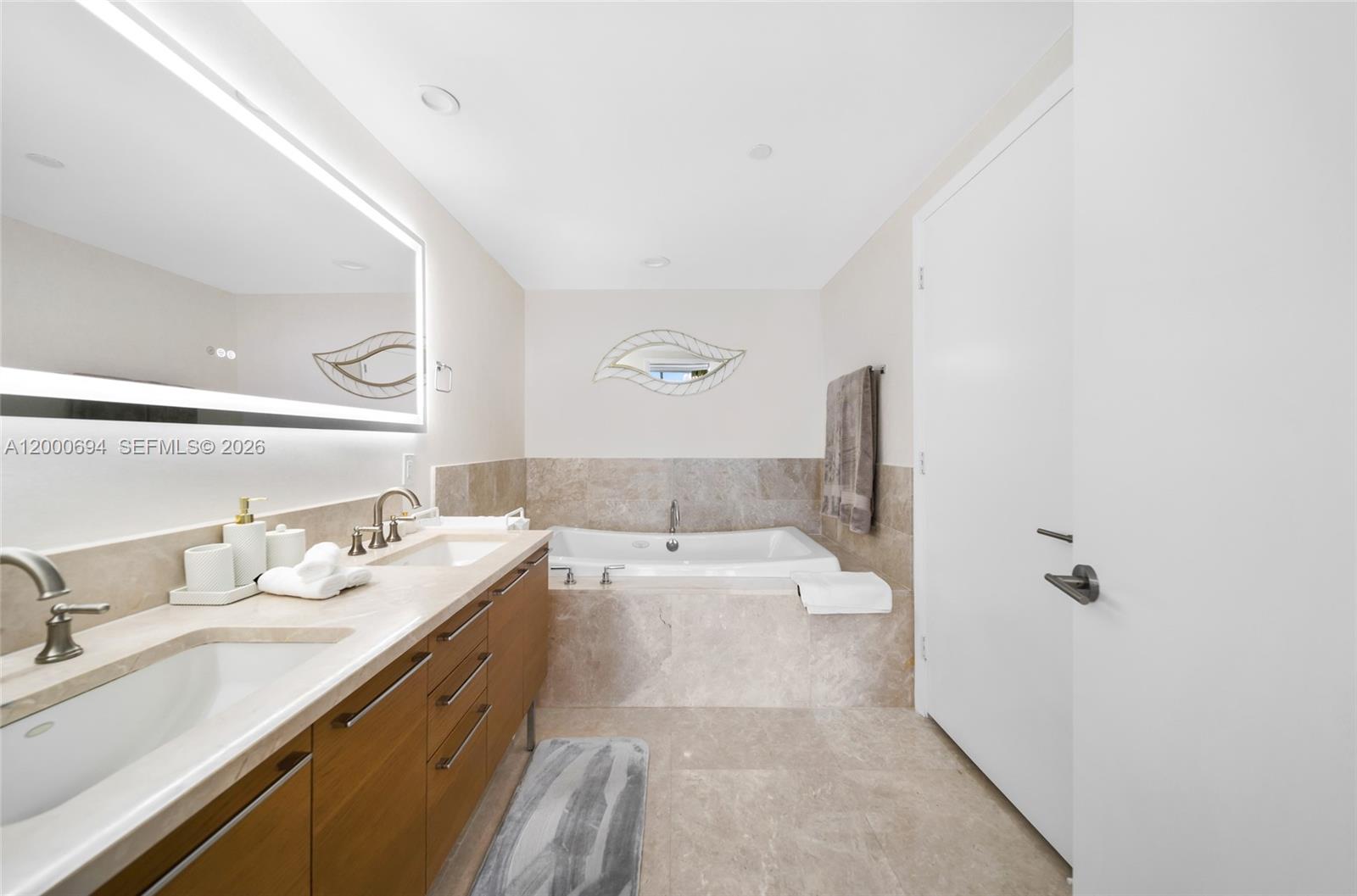 17001 Collins Ave #1807 Sunny Isles Beach, FL 33160