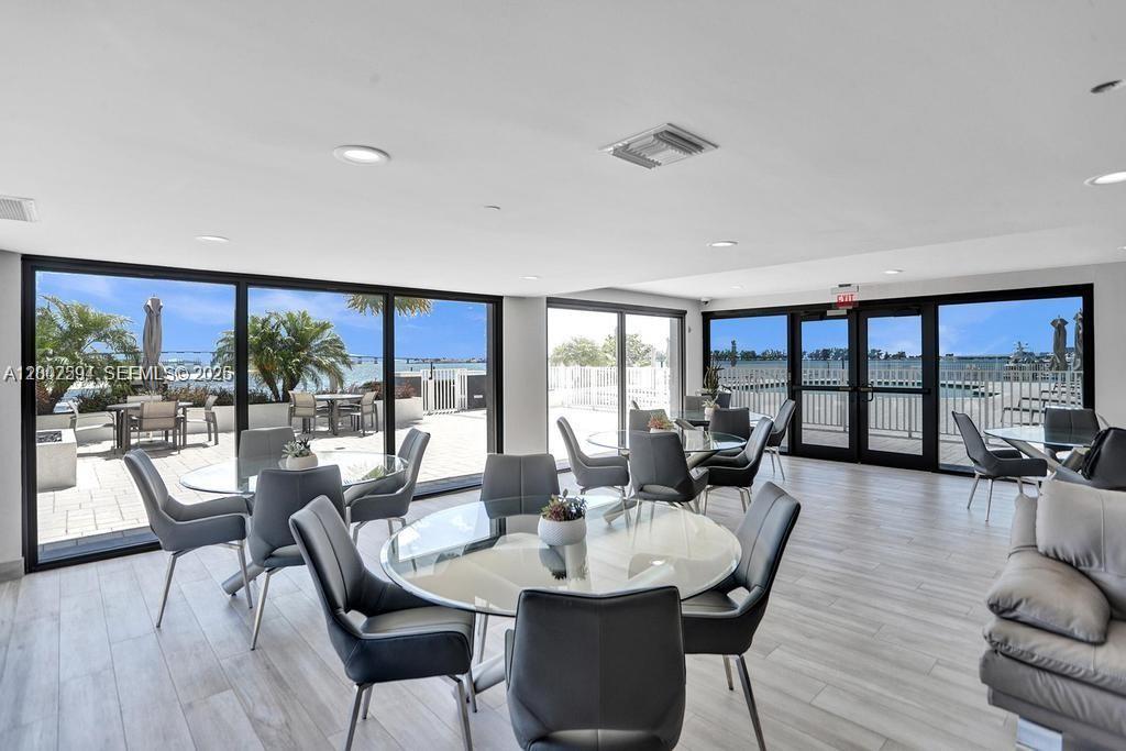 image Brickell Harbour19