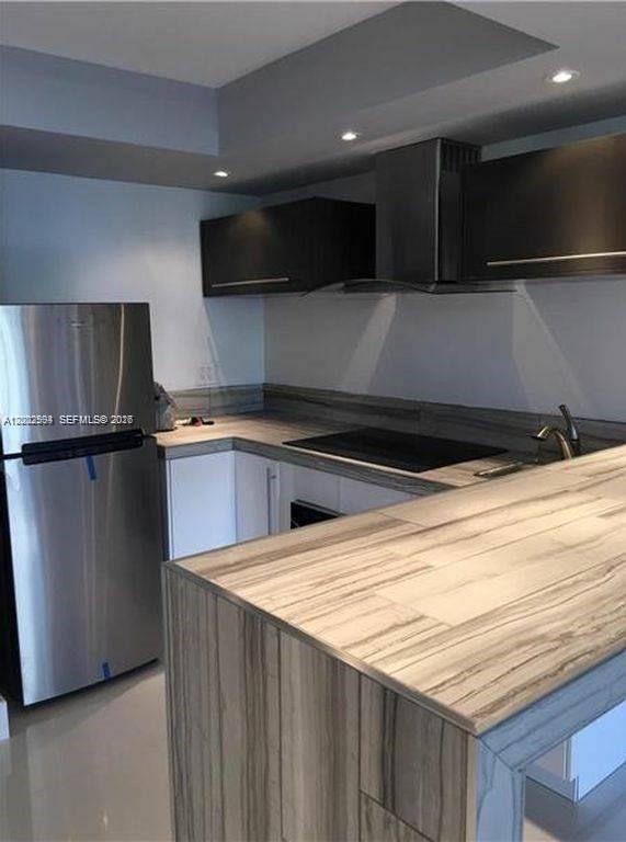 image Brickell Harbour5