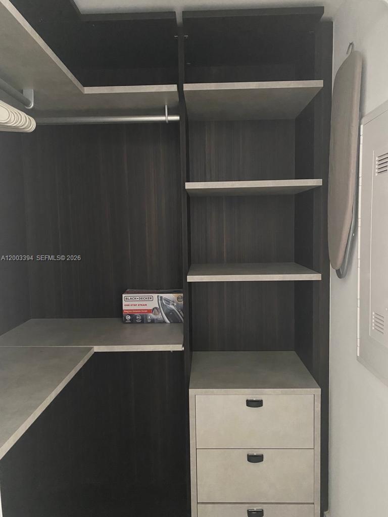 121 NE 34th St #1703 Miami, FL 33137