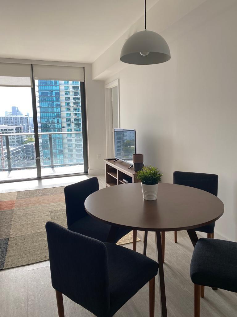 121 NE 34th St #1703 Miami, FL 33137