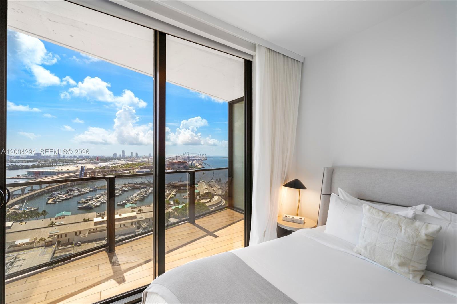 398 NE 5th St #1809 Miami, FL 33132