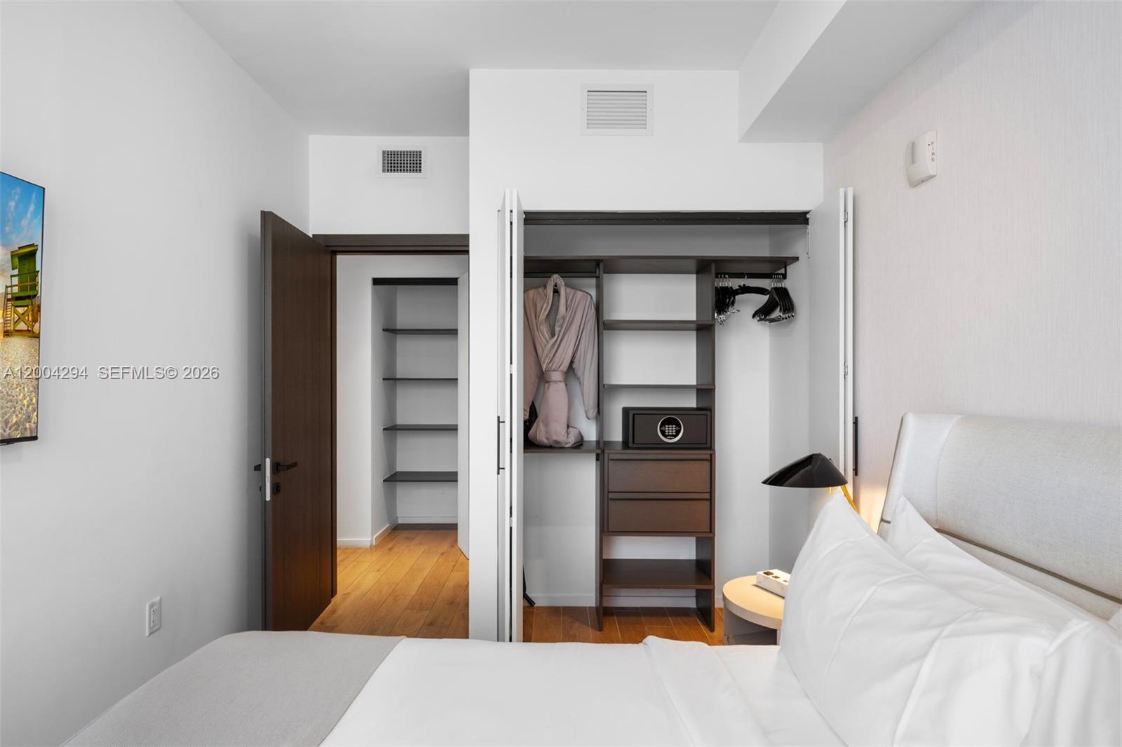 398 NE 5th St #1809 Miami, FL 33132