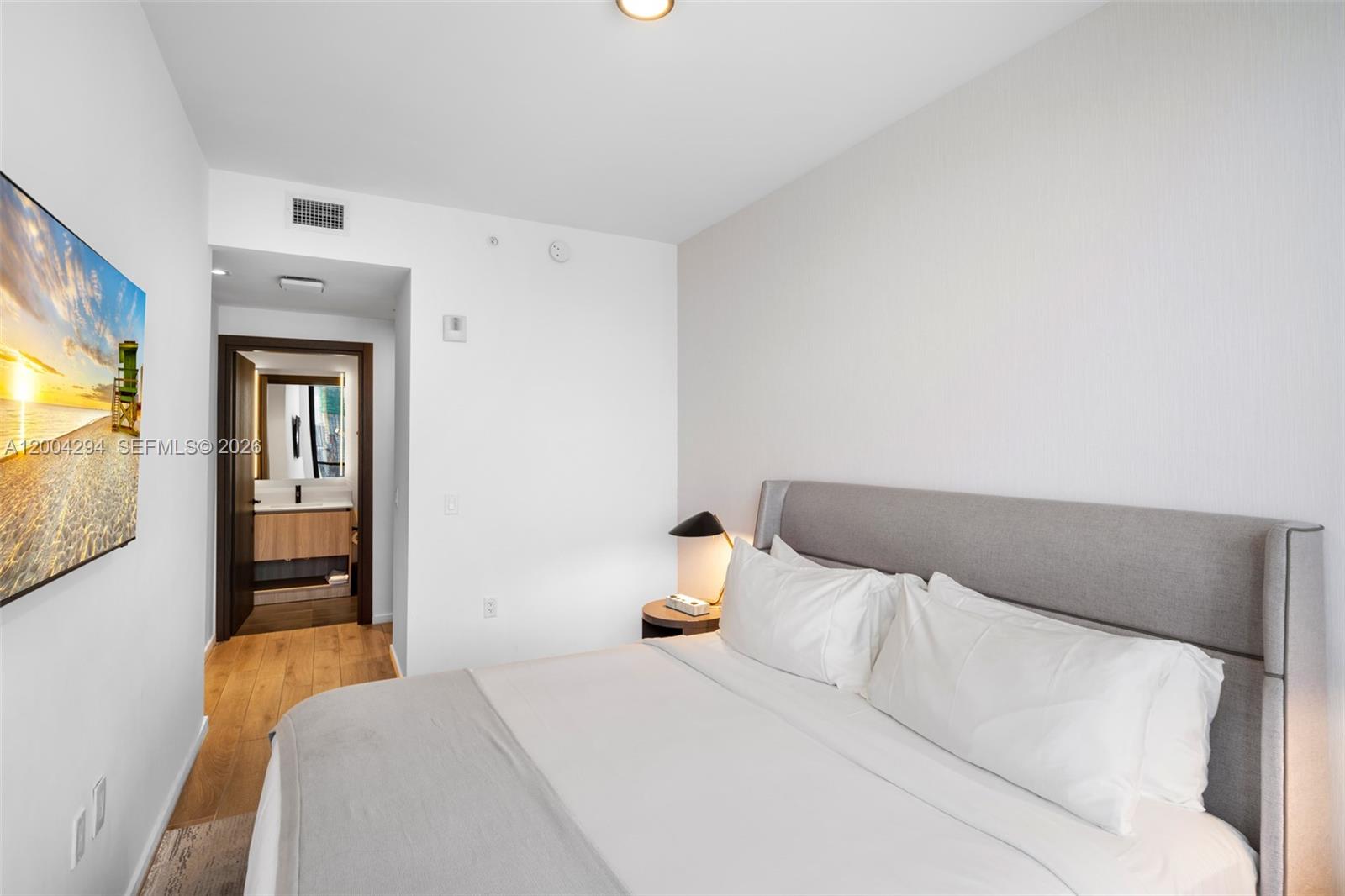 398 NE 5th St #1809 Miami, FL 33132