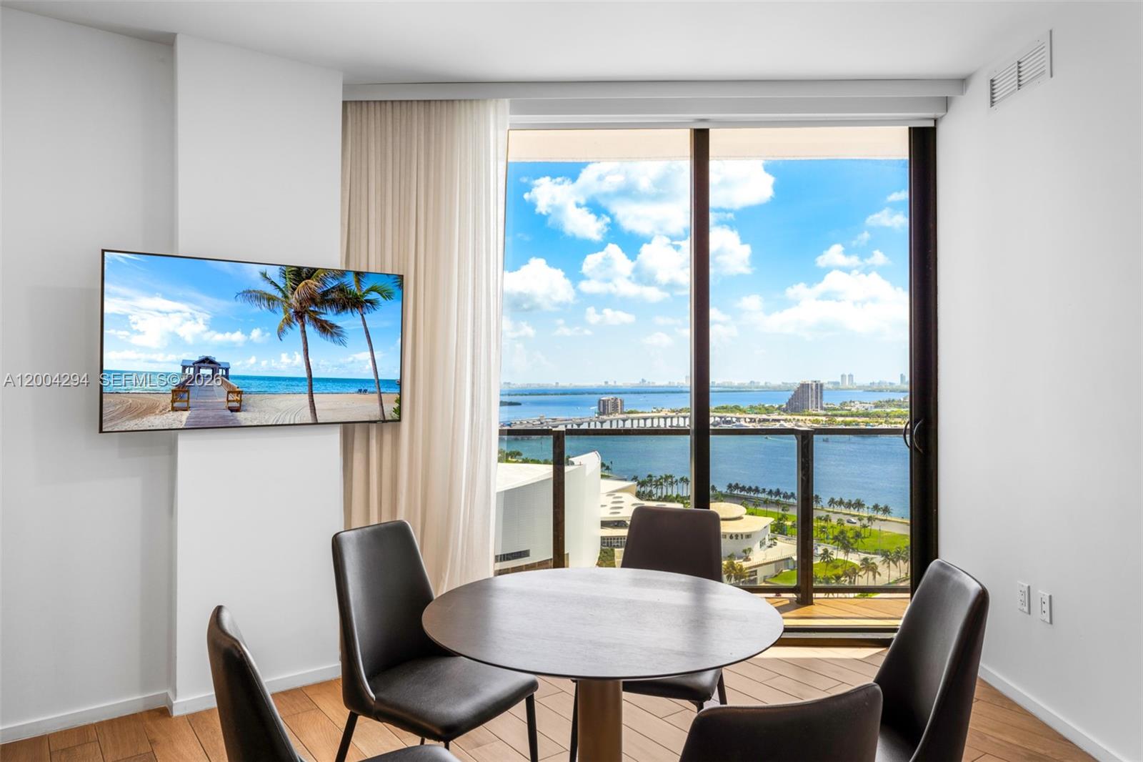 398 NE 5th St #1809 Miami, FL 33132