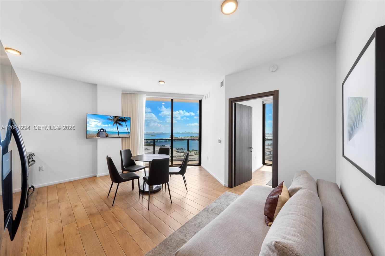 398 NE 5th St #1809 Miami, FL 33132