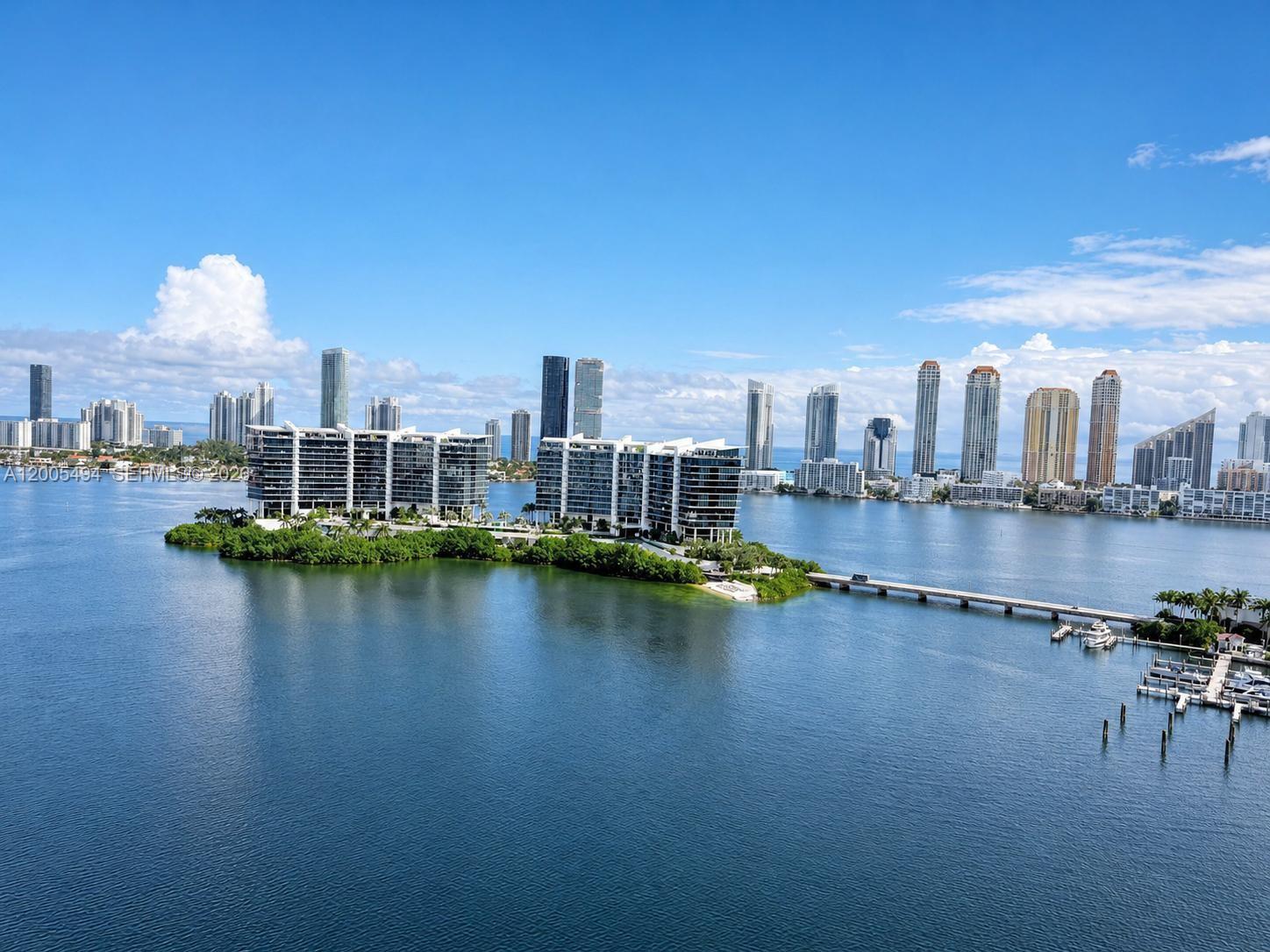 3201 NE 183rd St #2202