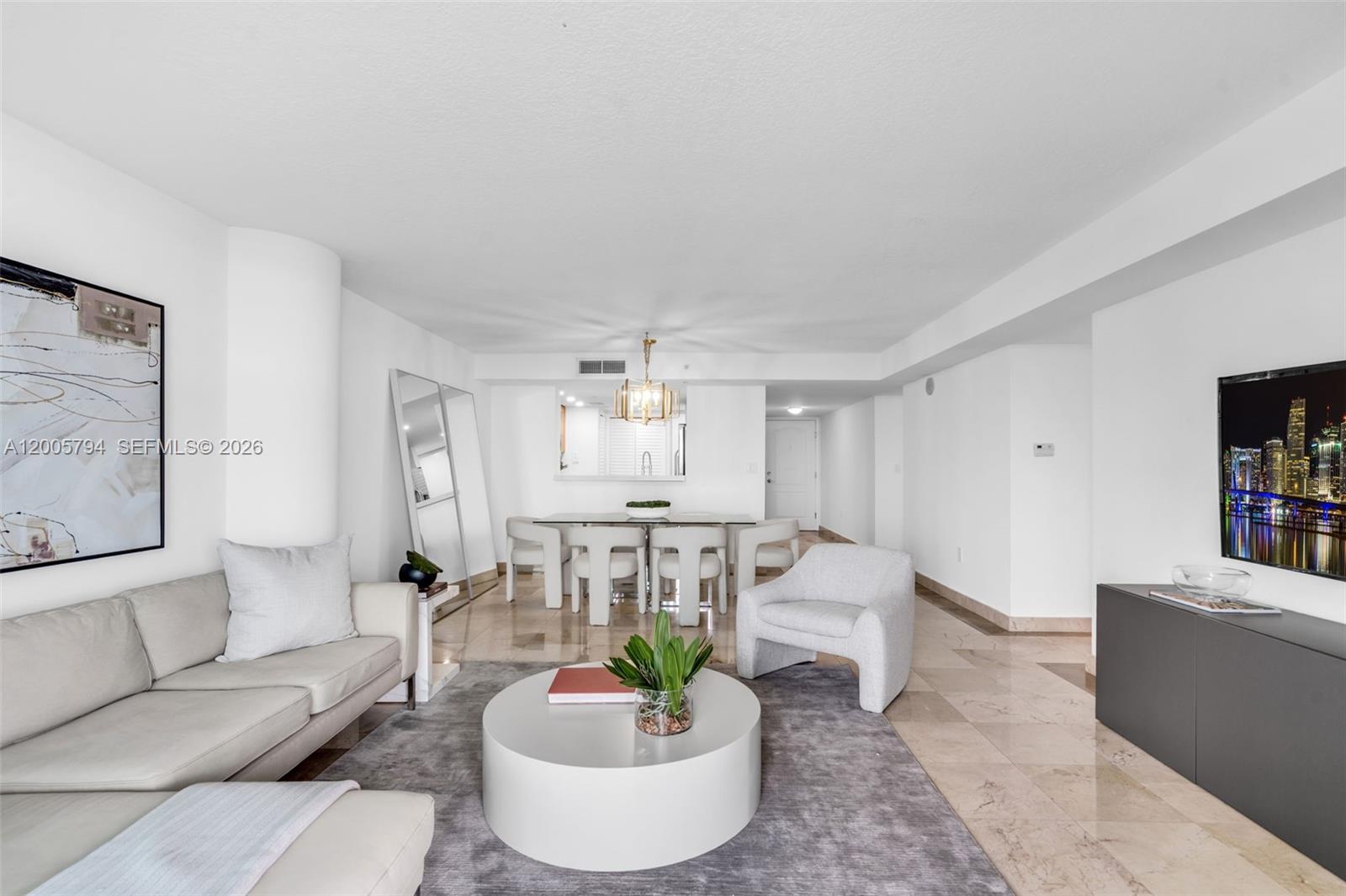 2101 Brickell Ave #306 Miami, FL 33129