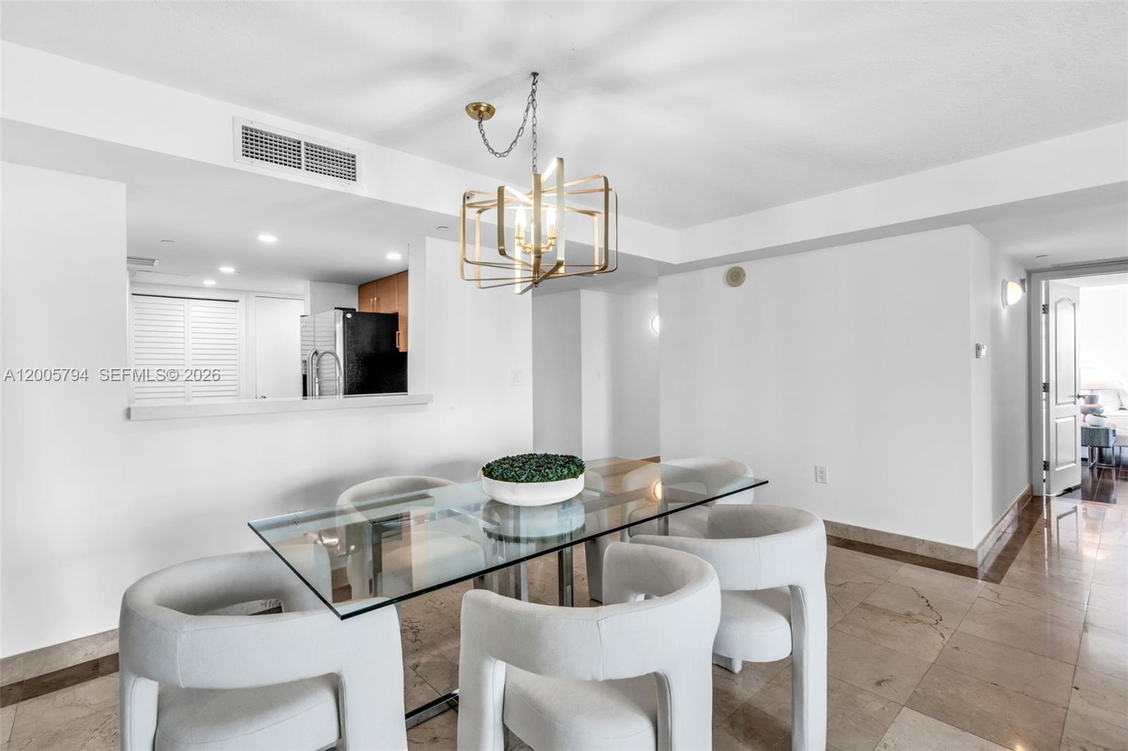 2101 Brickell Ave #306 Miami, FL 33129