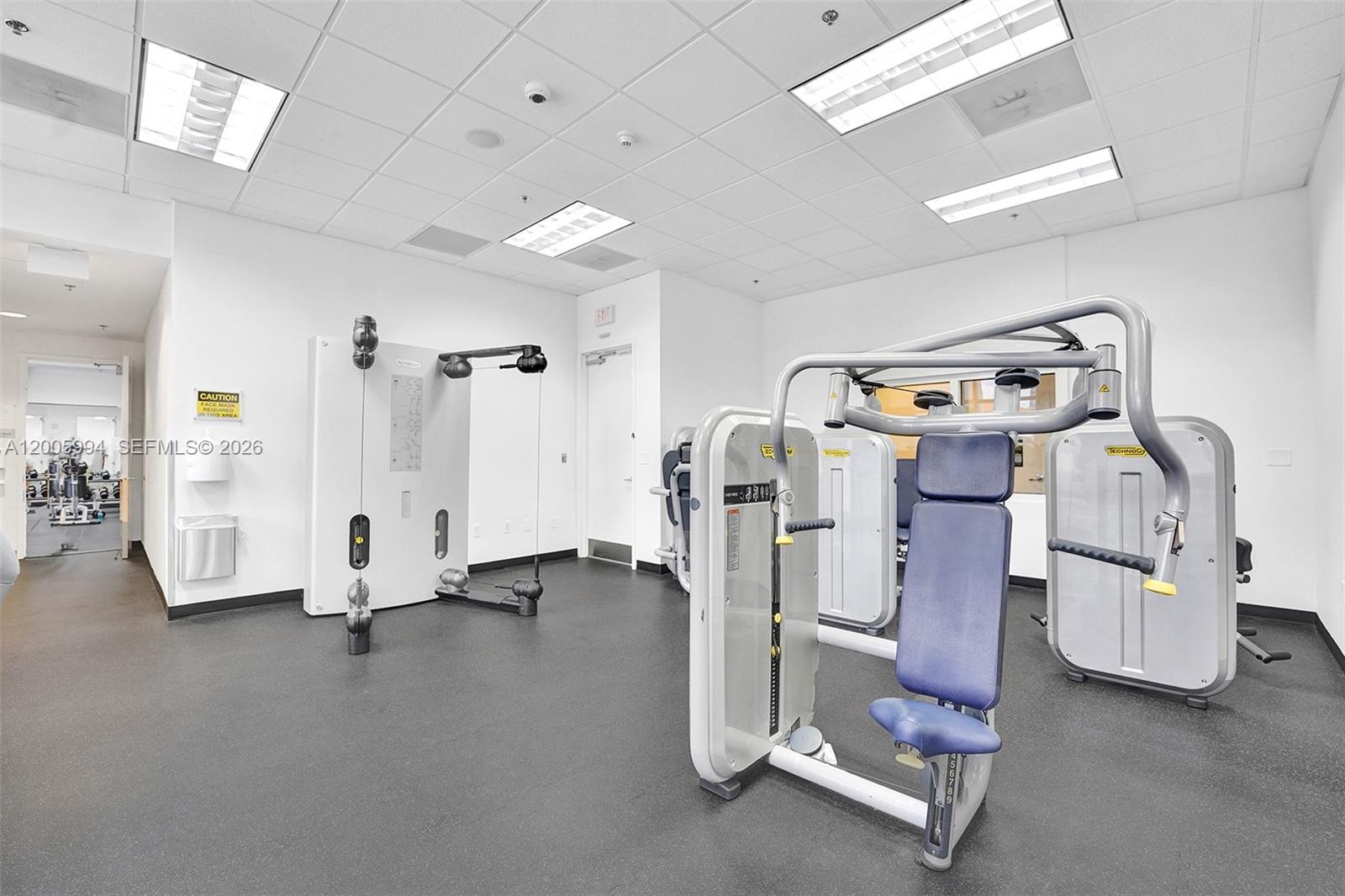 image The Club at Brickell Bay10