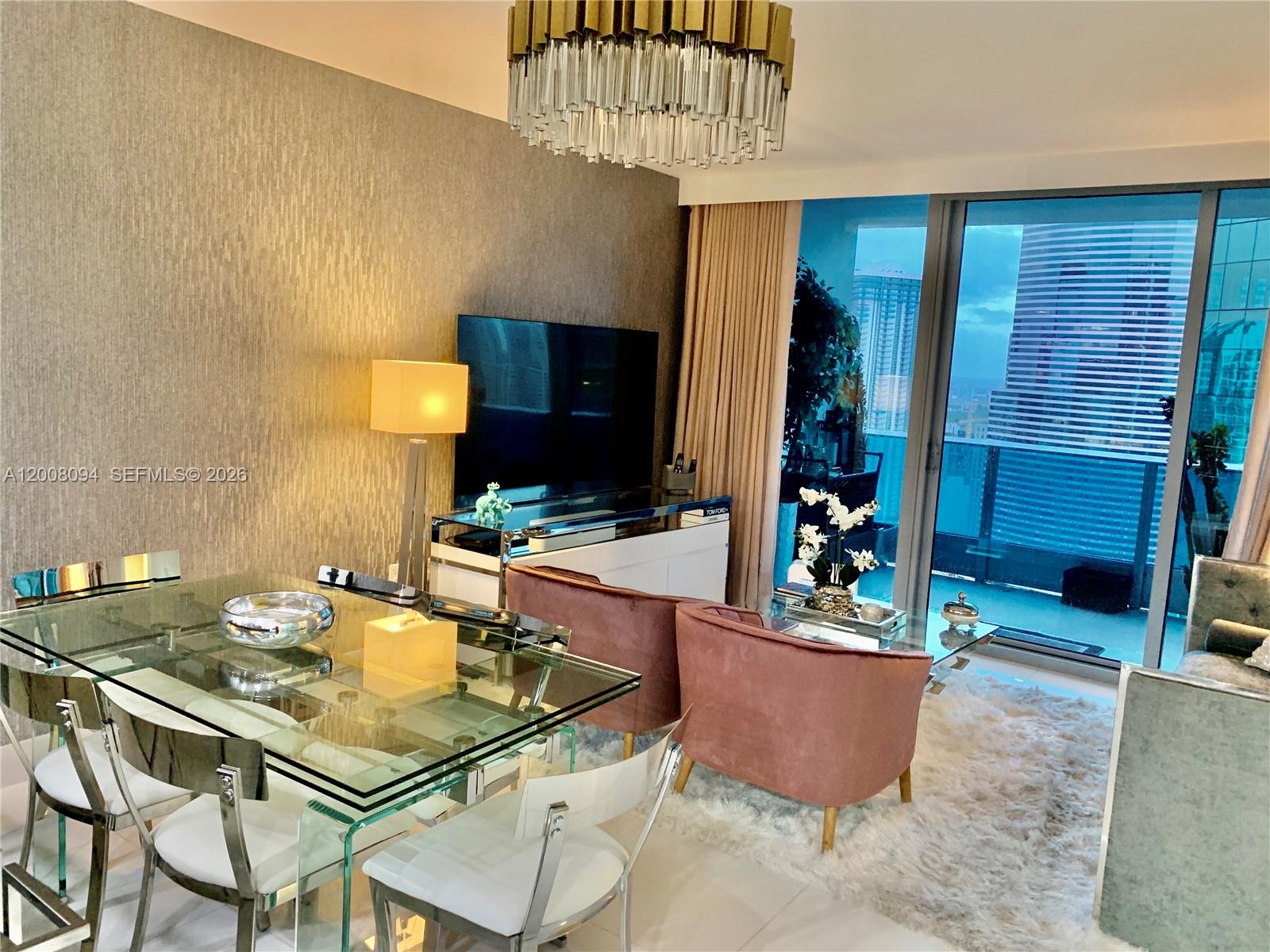 image Epic Residences0