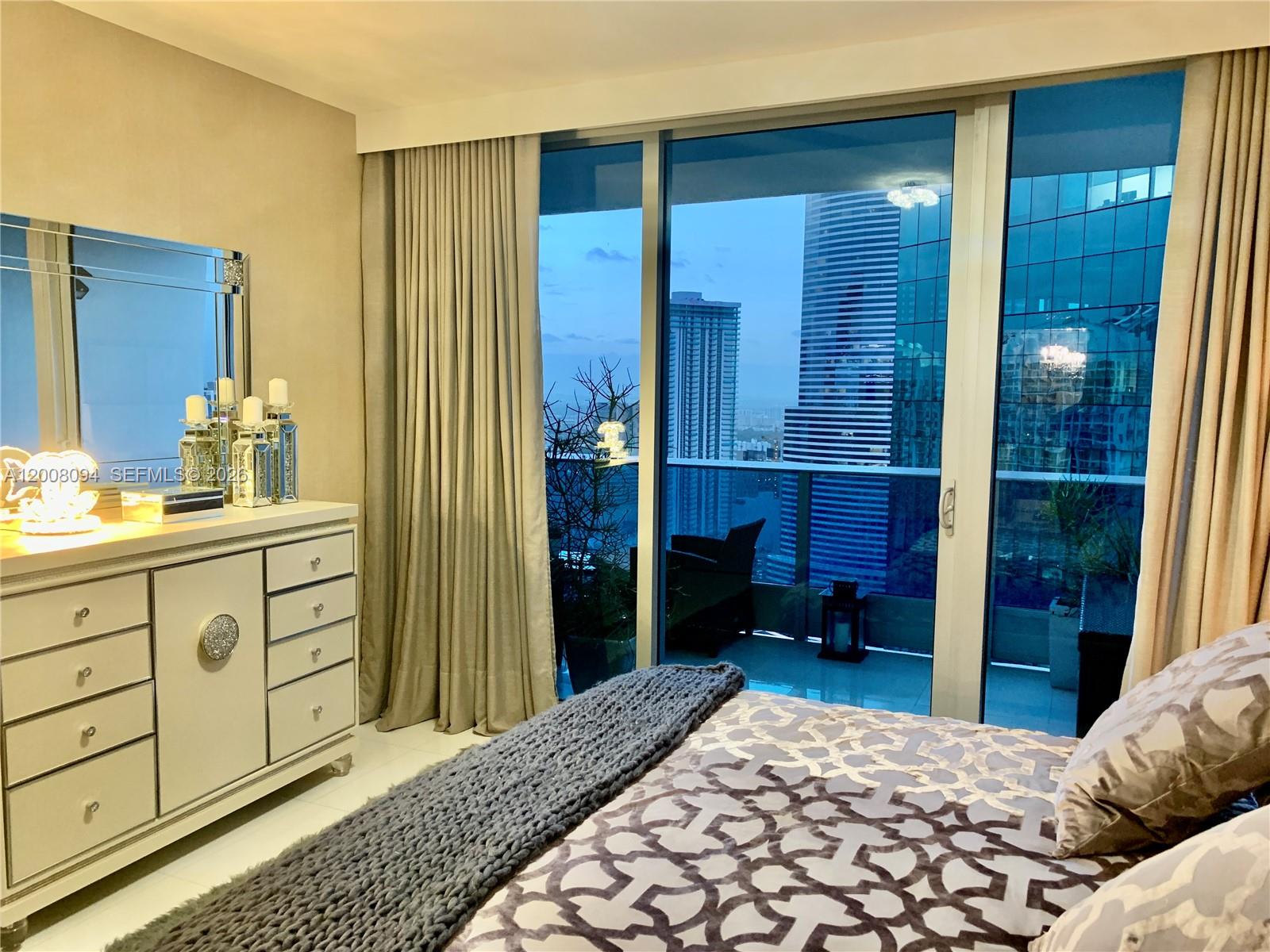 image Epic Residences11