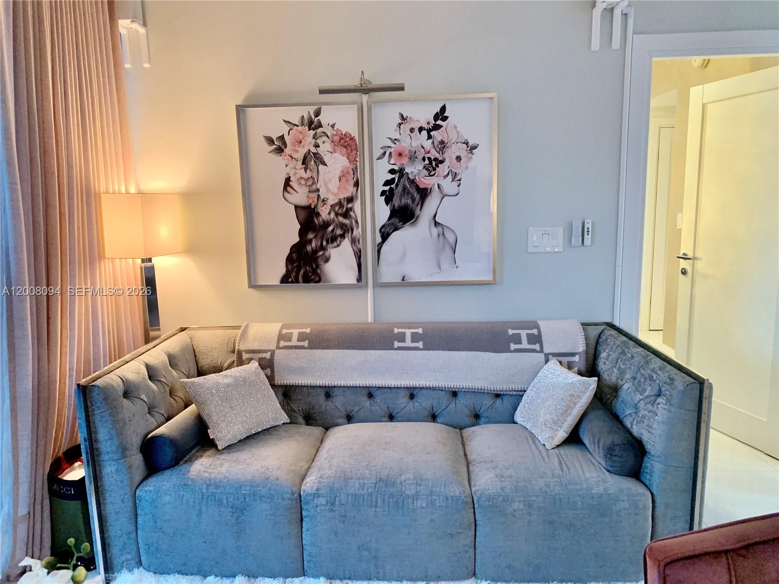 image Epic Residences4