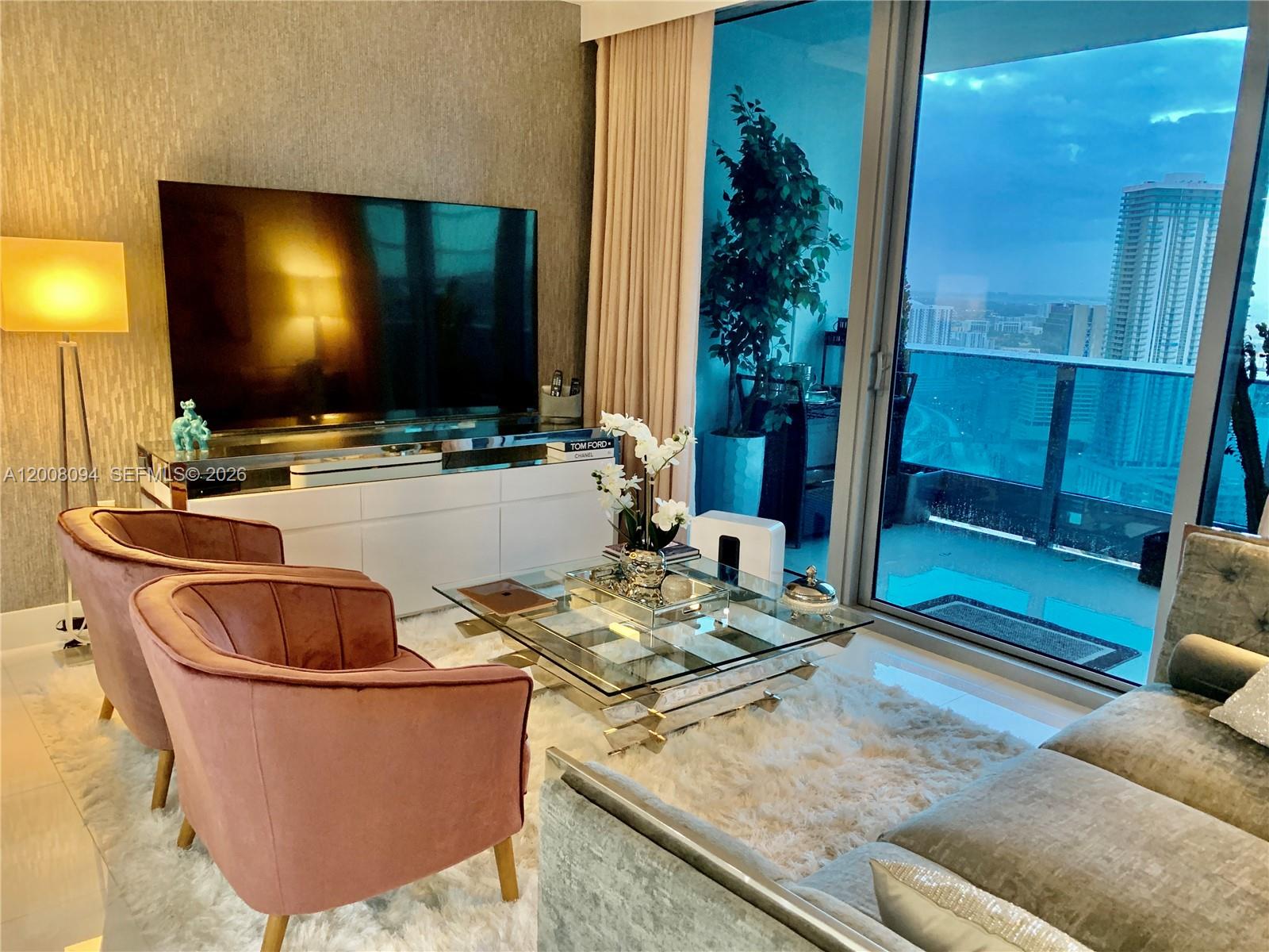 image Epic Residences7