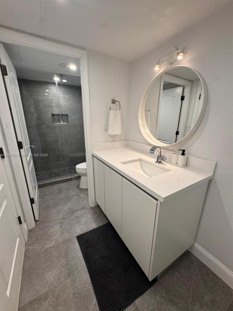 2301 Collins Ave #427 Miami Beach, FL 33139