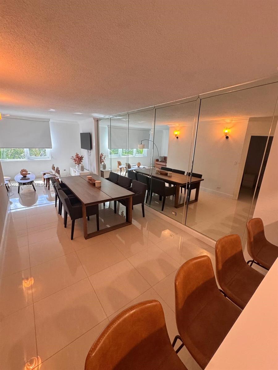 2301 Collins Ave #427 Miami Beach, FL 33139