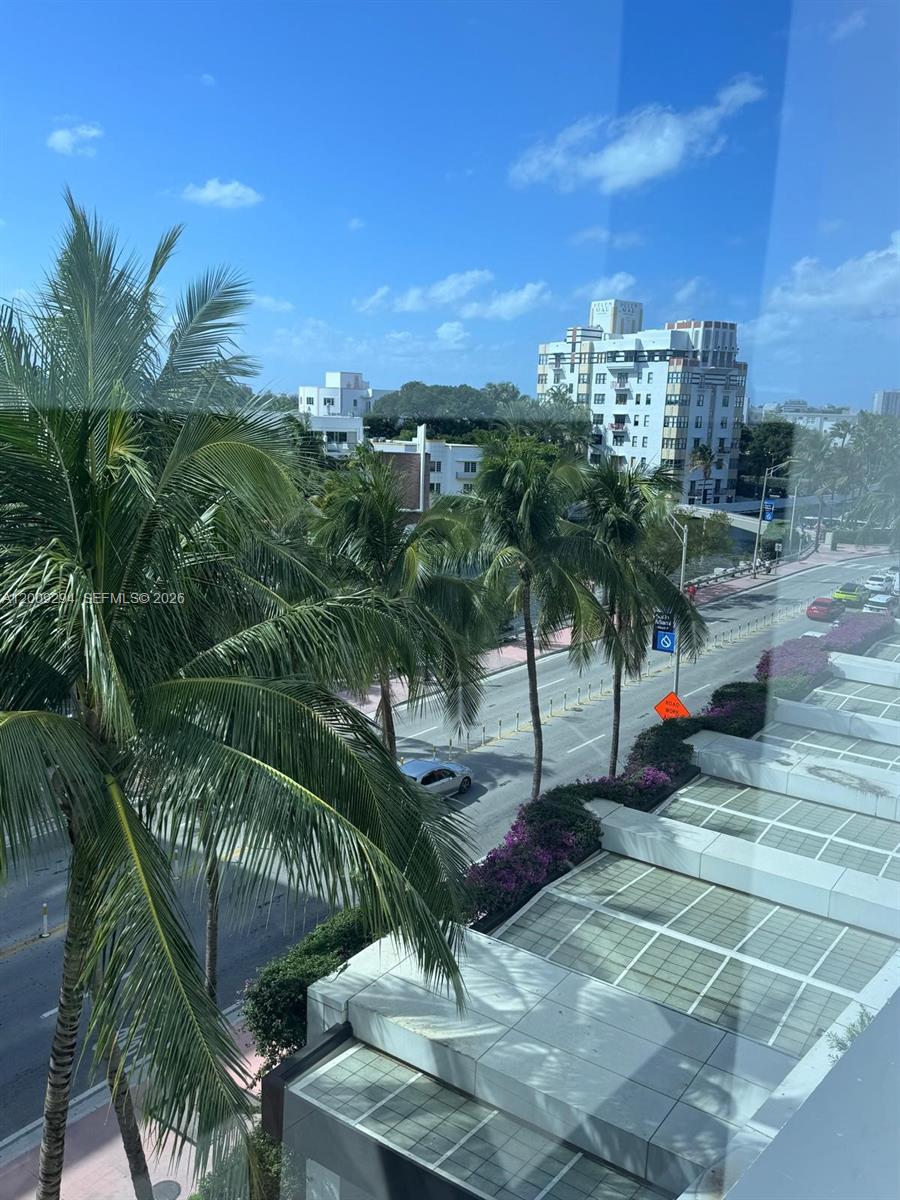 2301 Collins Ave #427 Miami Beach, FL 33139