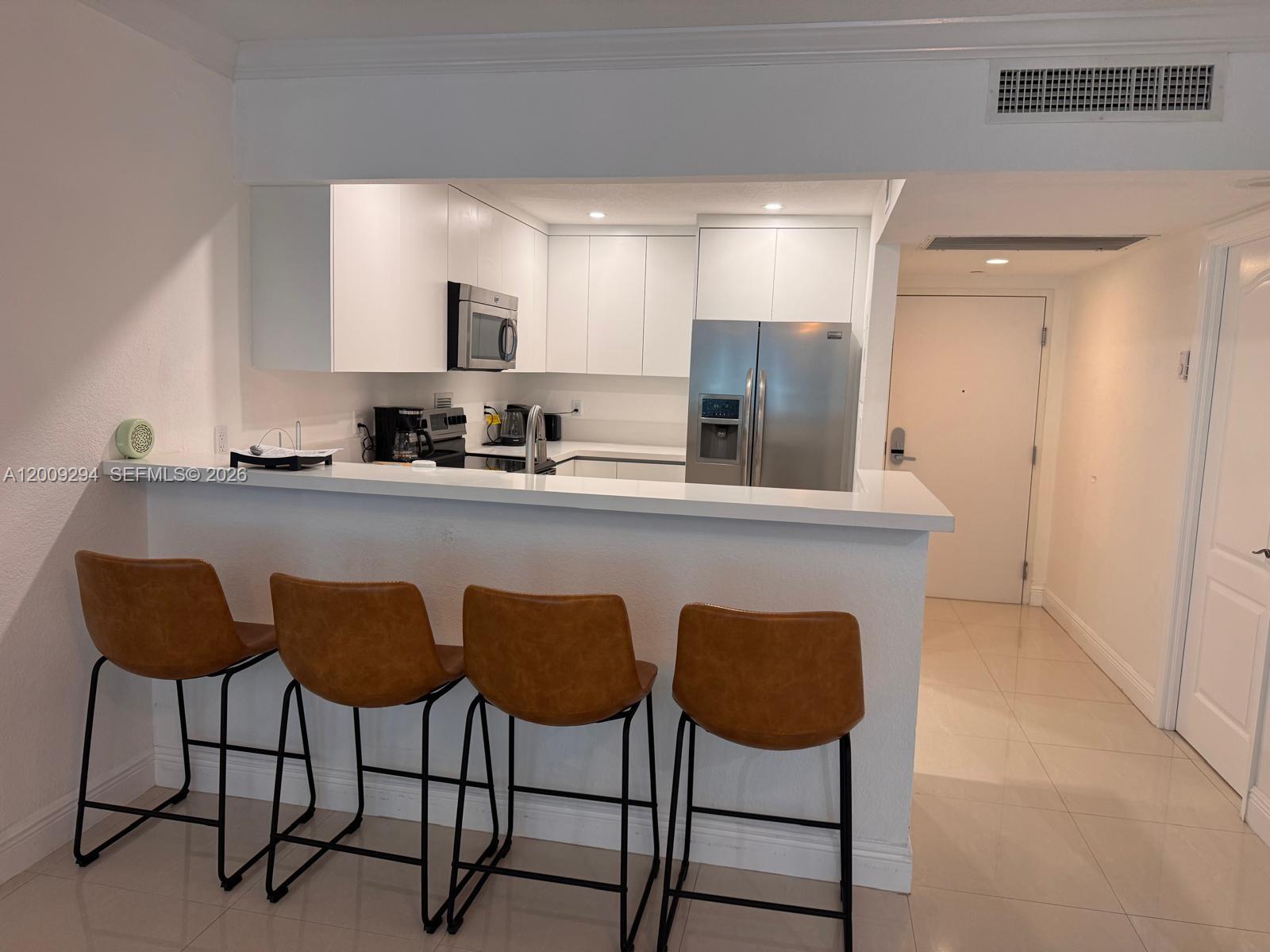 2301 Collins Ave #427 Miami Beach, FL 33139