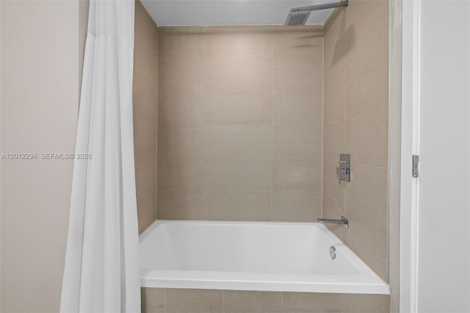 image The Bond on Brickell11