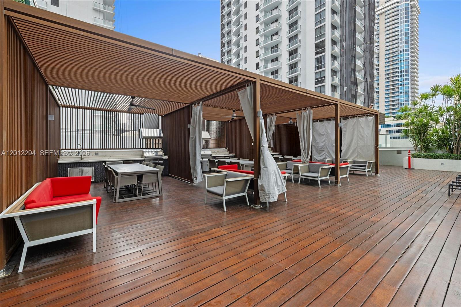 image The Bond on Brickell34