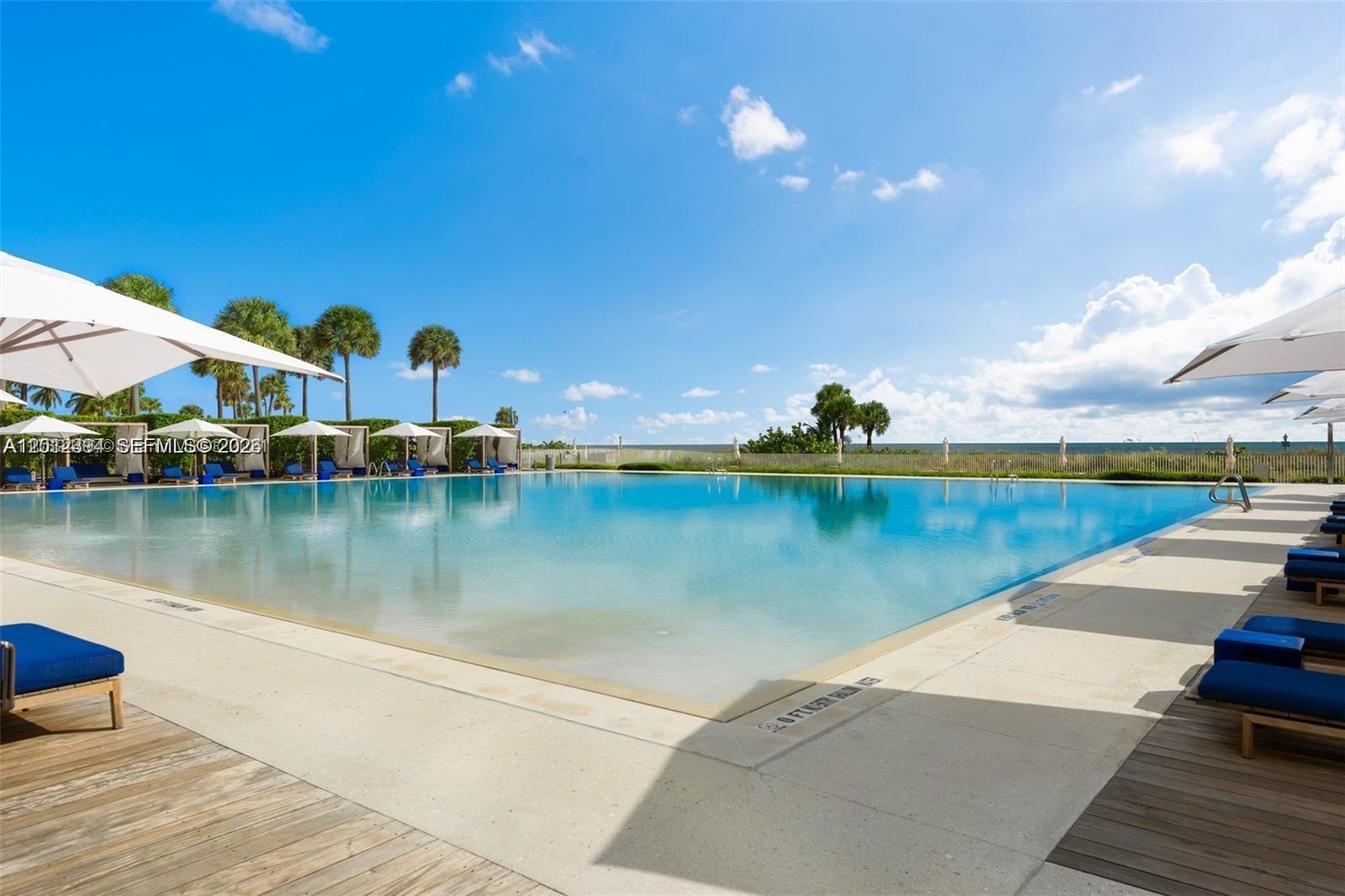 105 Reef Ln Key Biscayne, FL 33149