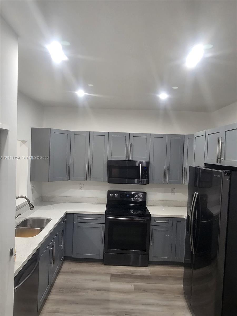 4010 Tree Tops Rd #4010