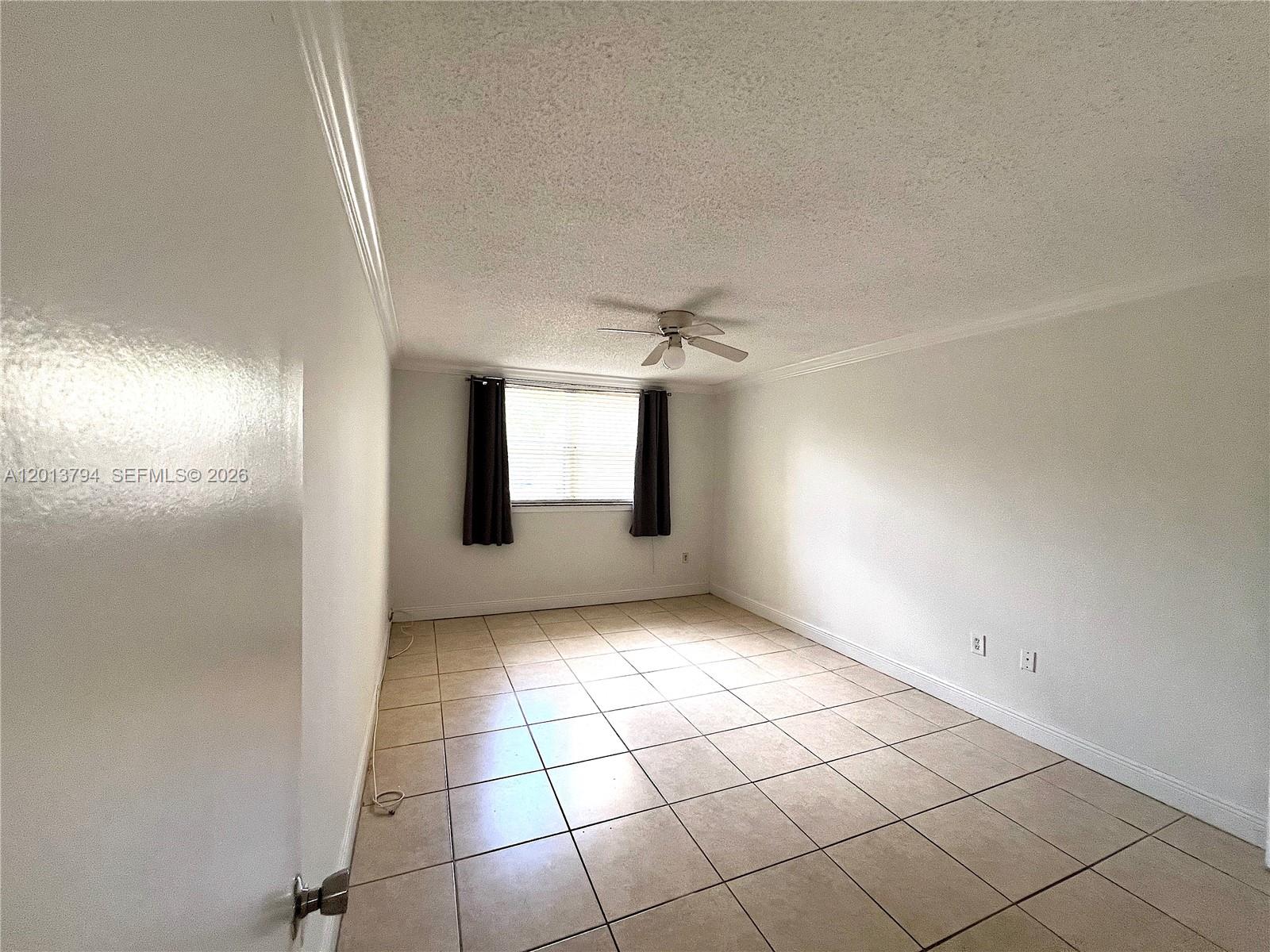 8373 Lake Dr #202 Doral, FL 33166