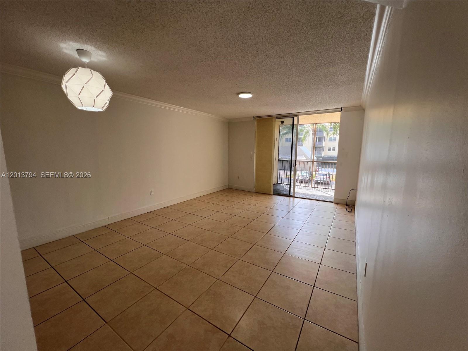 8373 Lake Dr #202 Doral, FL 33166