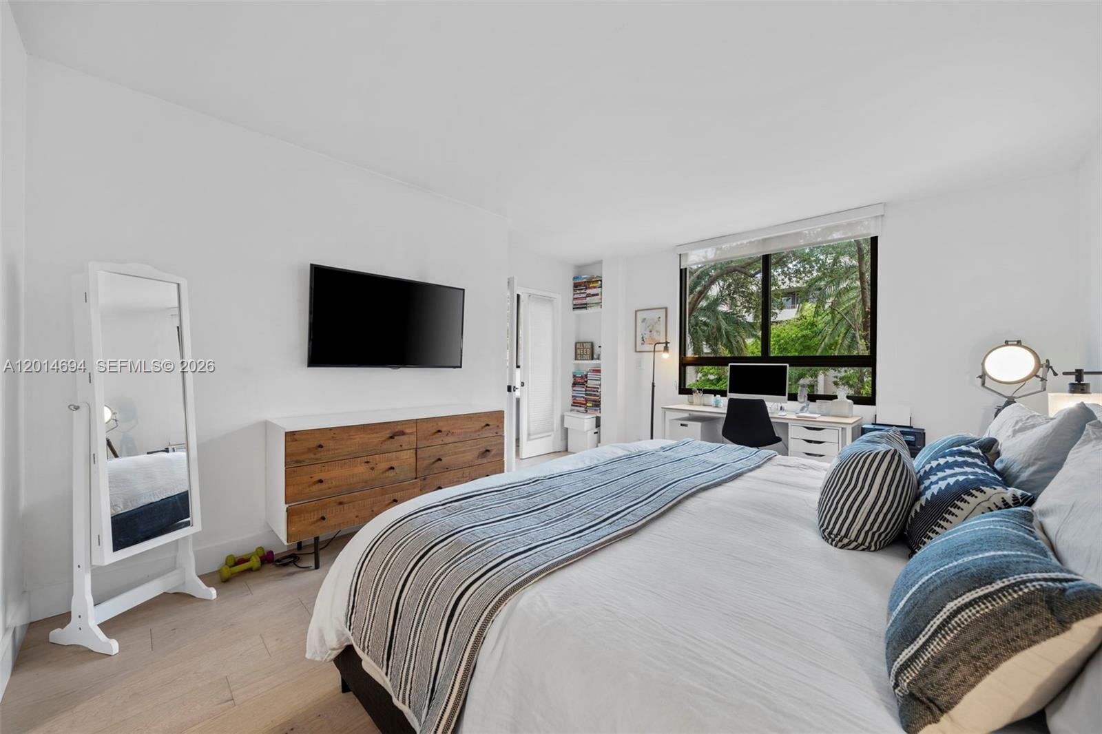 141 Crandon Blvd #237 Key Biscayne, FL 33149
