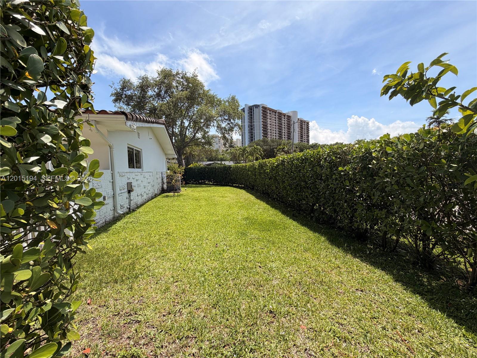 11445 N Bayshore Dr North Miami, FL 33181