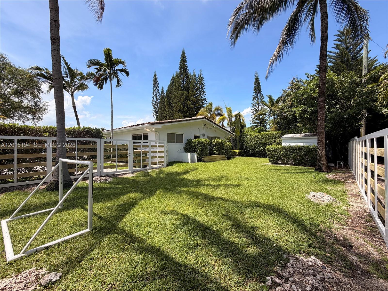 11445 N Bayshore Dr North Miami, FL 33181