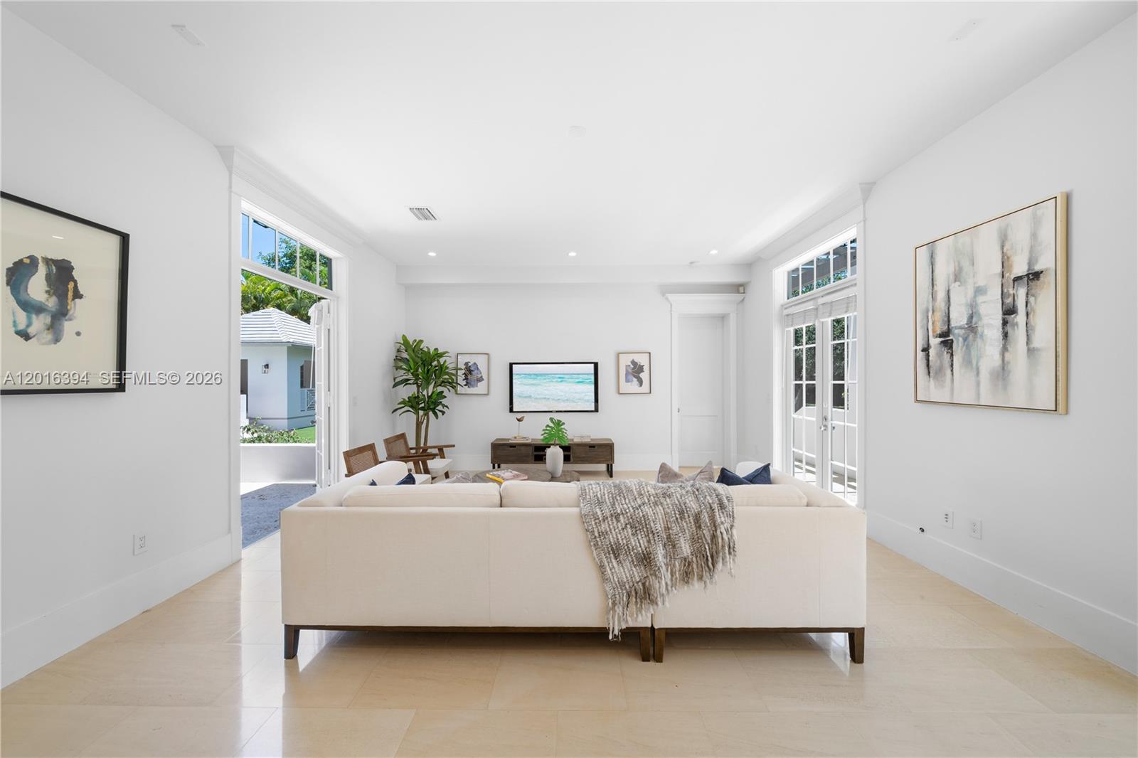 7745 SW 54th Ave Miami, FL 33143