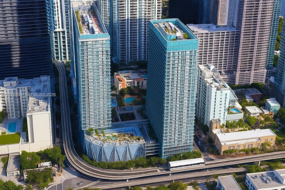 image Axis on Brickell South0