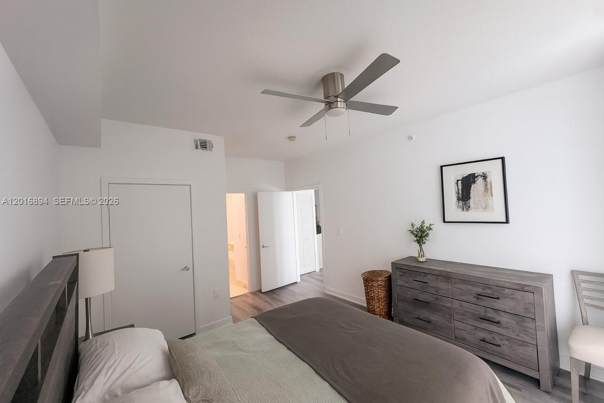 79 SW 12th St #2809-S Miami, FL 33130