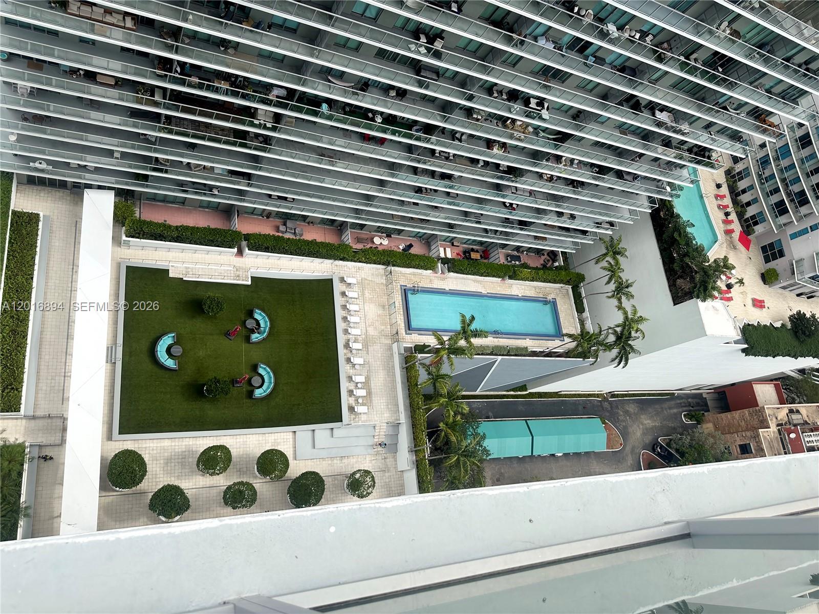 79 SW 12th St #2809-S Miami, FL 33130