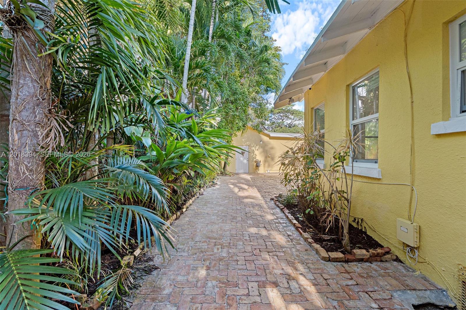2465 Inagua Ave Miami, FL 33133