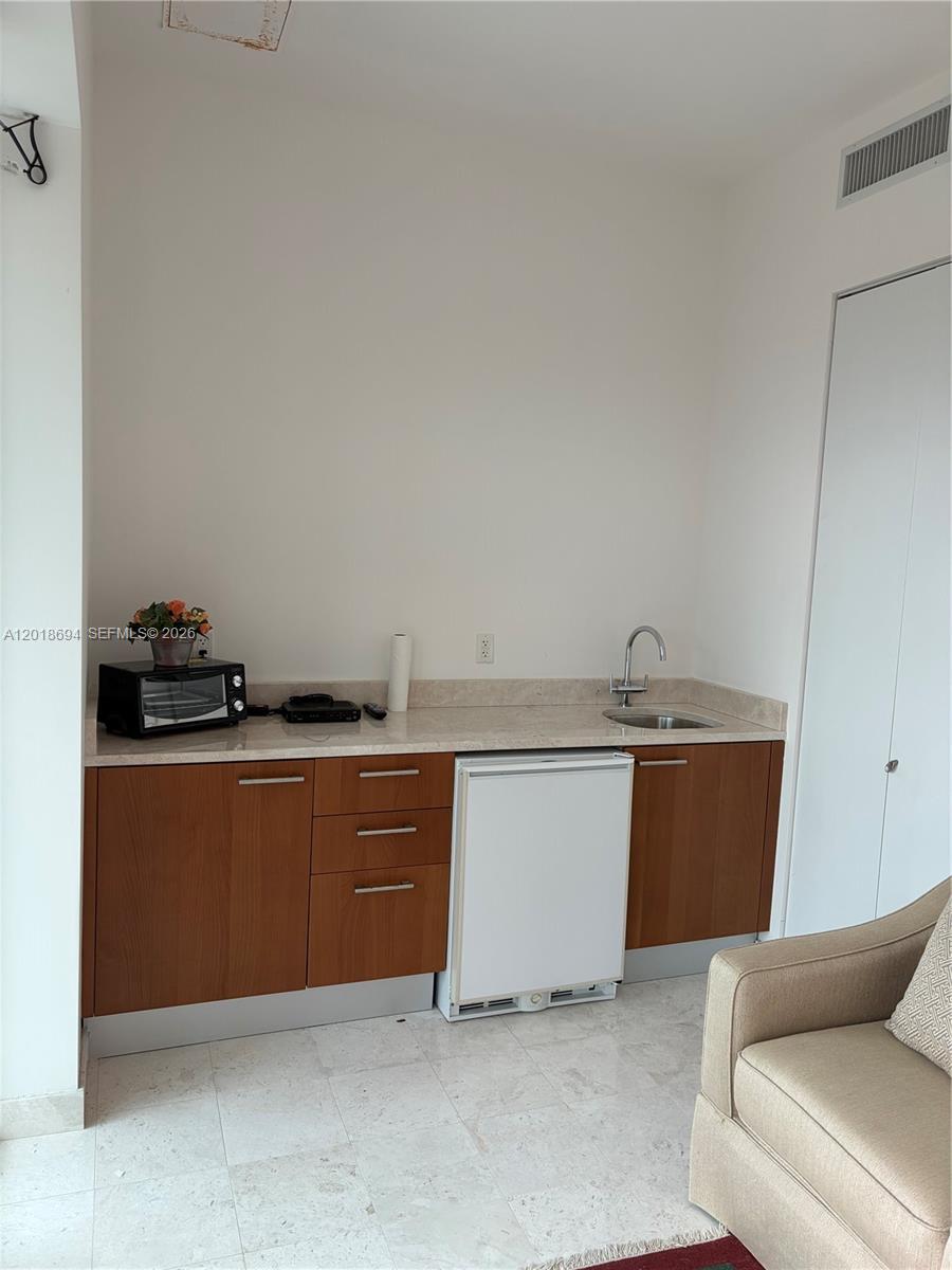 16047 Collins Ave #Cabana 5S Sunny Isles Beach, FL 33160